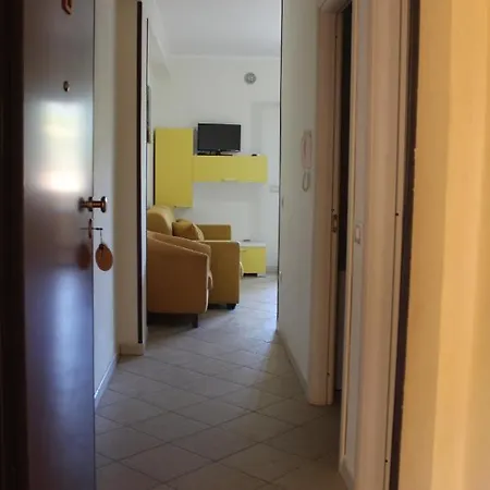 Il Borgo Della Marinella Vacanze * 아망테
