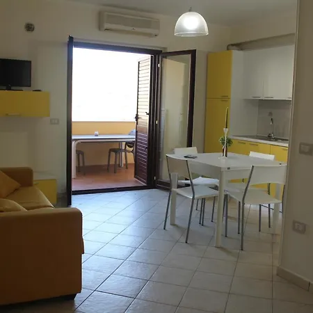 Il Borgo Della Marinella Vacanze 아망테