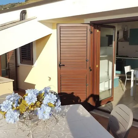Il Borgo Della Marinella Vacanze 아파트